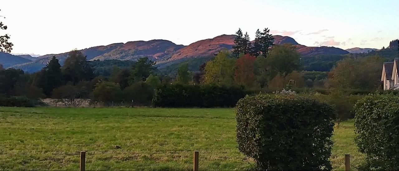 Bed and Breakfast Aquila Retreats à Comrie Extérieur photo